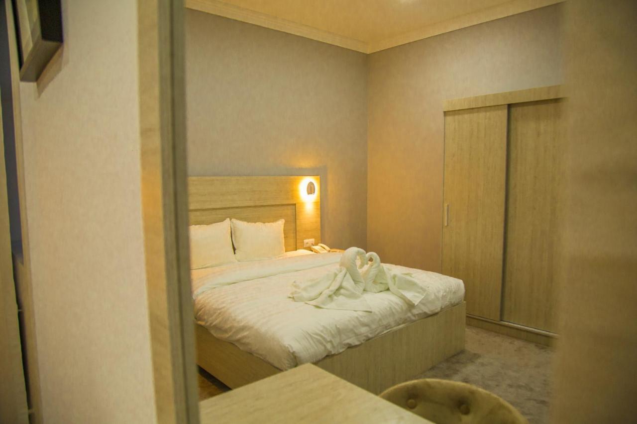 South Hotel Tasken Kültér fotó