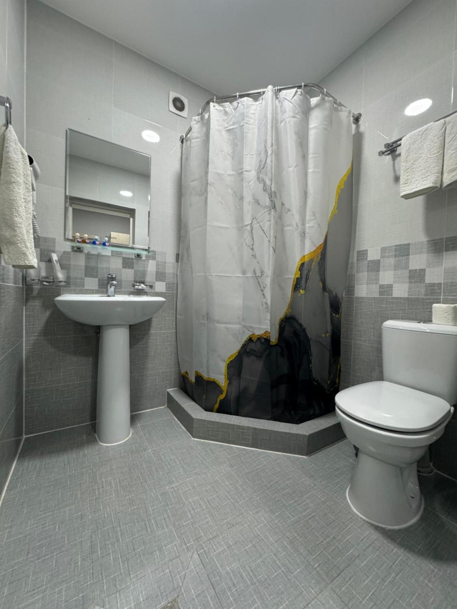South Hotel Tasken Kültér fotó