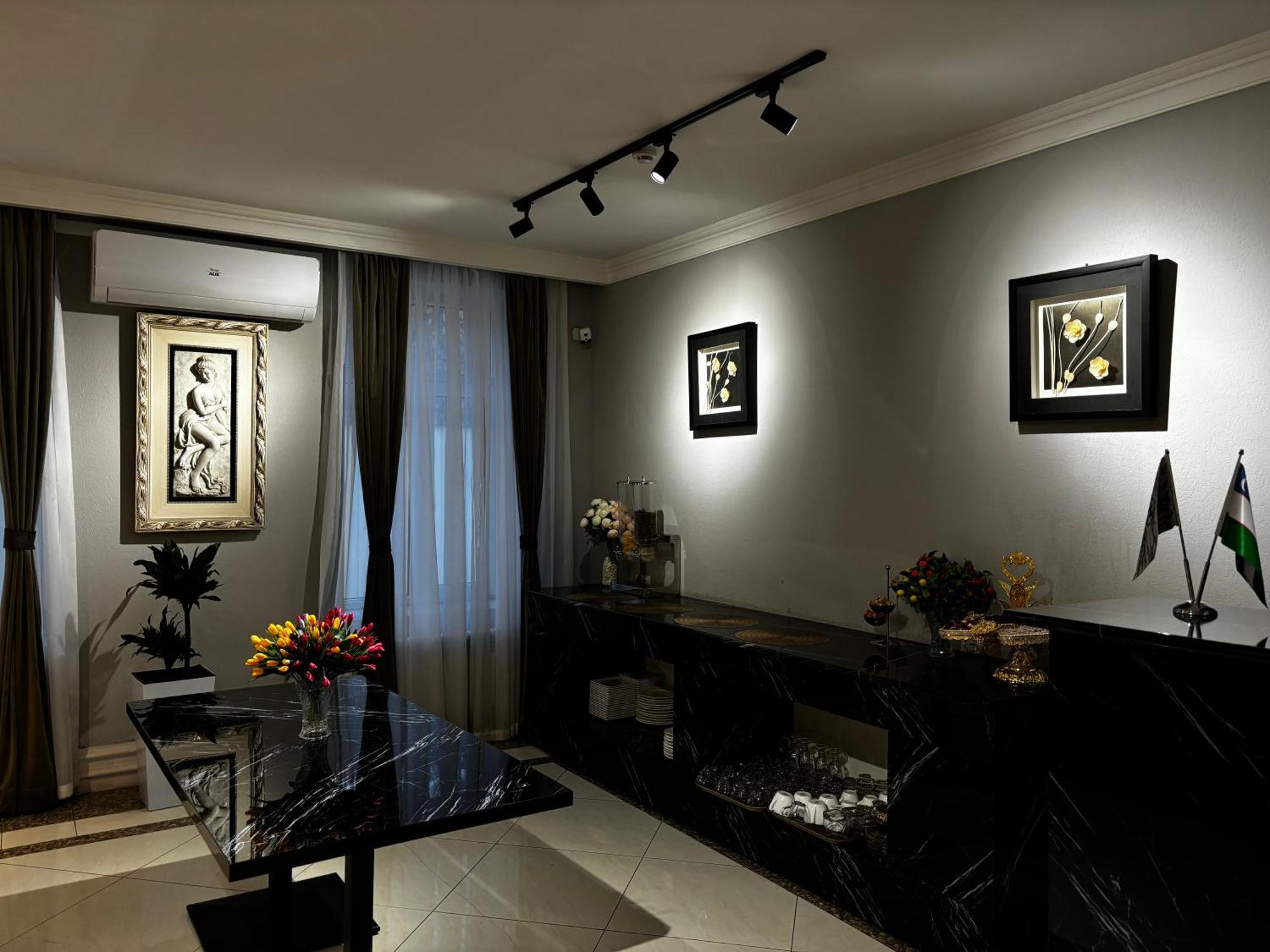 South Hotel Tasken Kültér fotó
